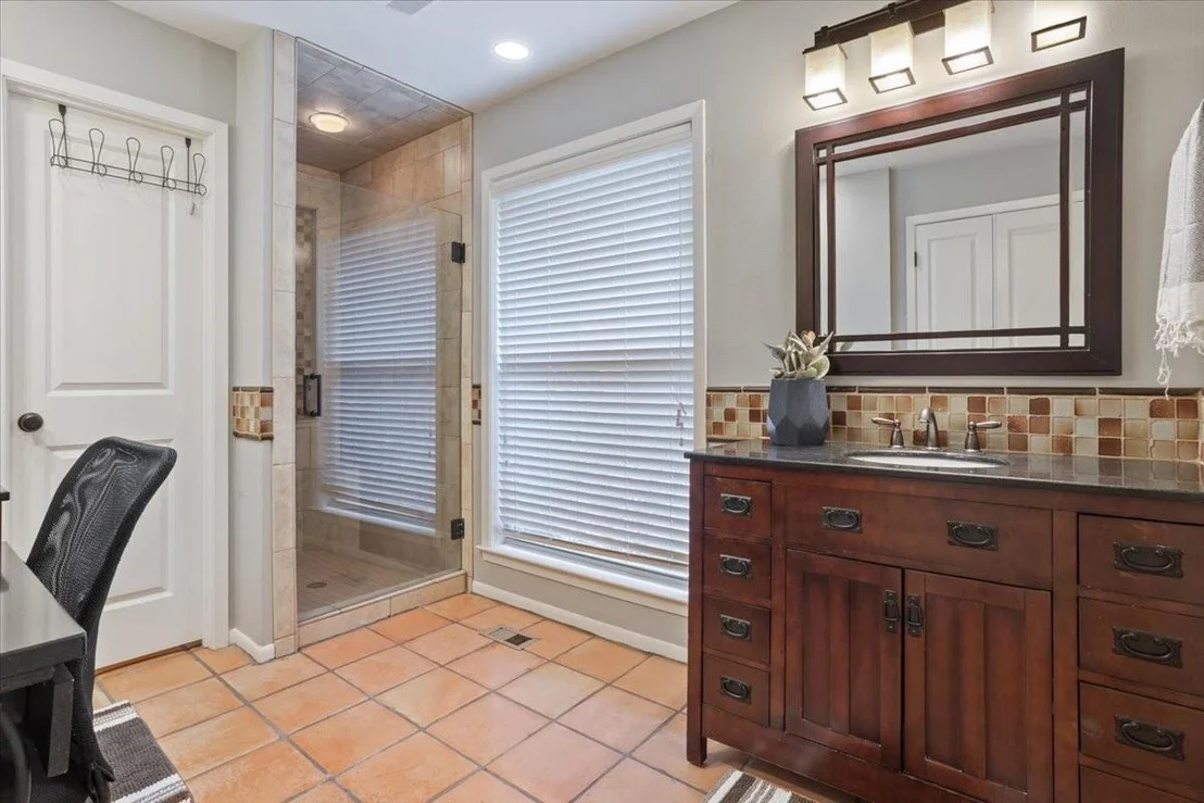 Photo of 2424 Richards Drive