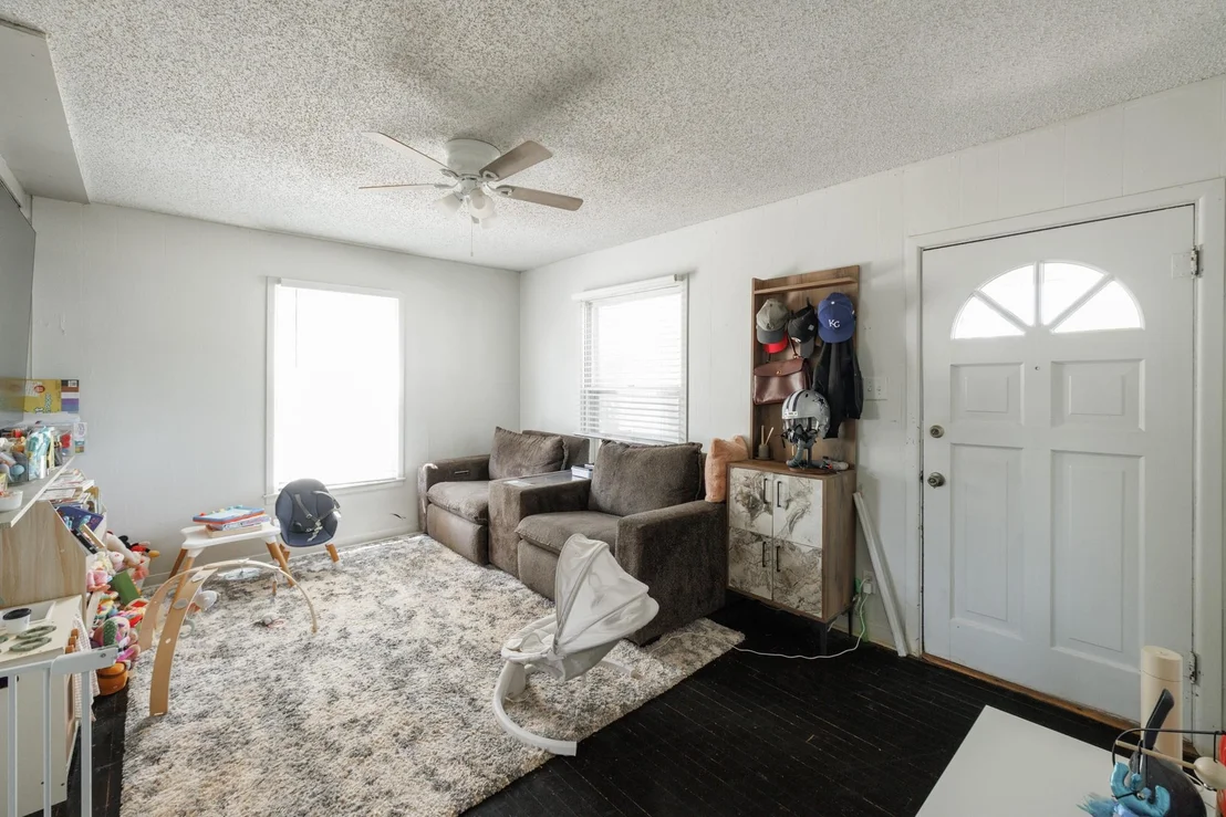 Photo of 3249 S 4th Street