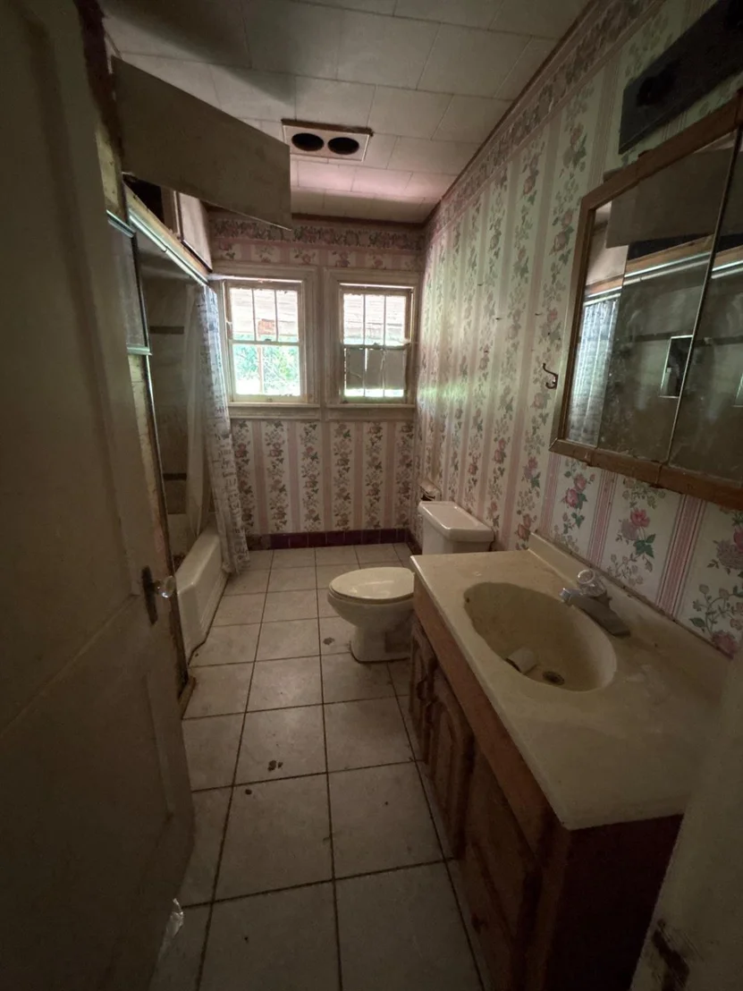 Photo of 212 Sunset Avenue