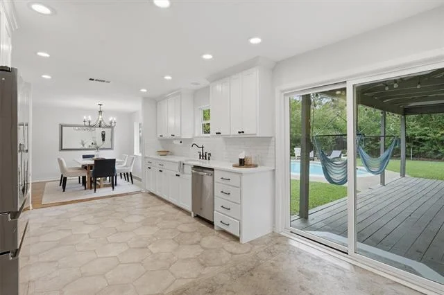 Photo of 4644 Selkirk Drive