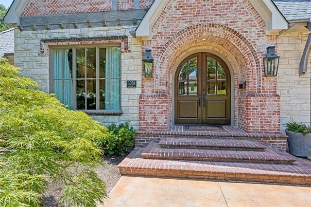Photo of 5638 Greenbrier Drive