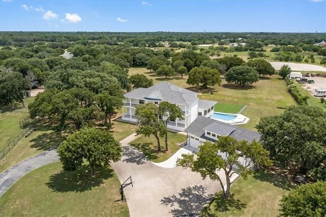 Photo of 1476 W Jeter Road