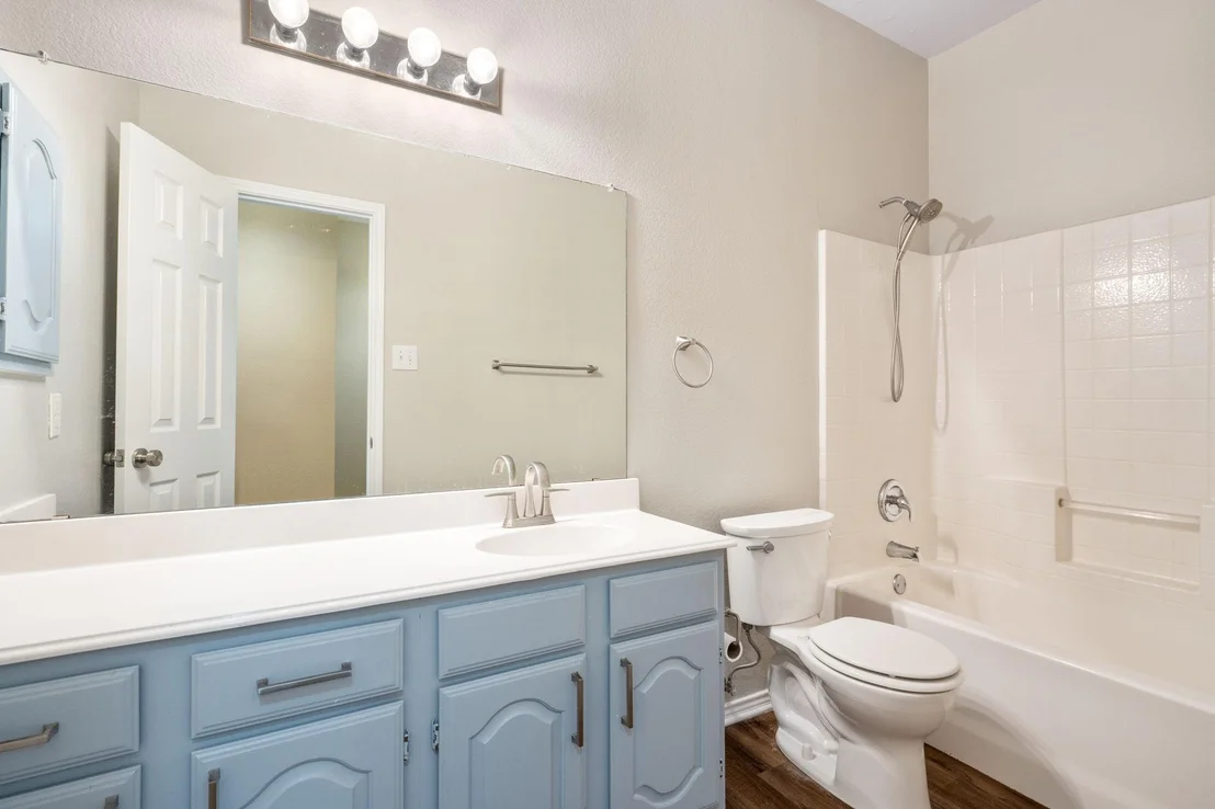 Photo of 1045 Woodhaven Circle