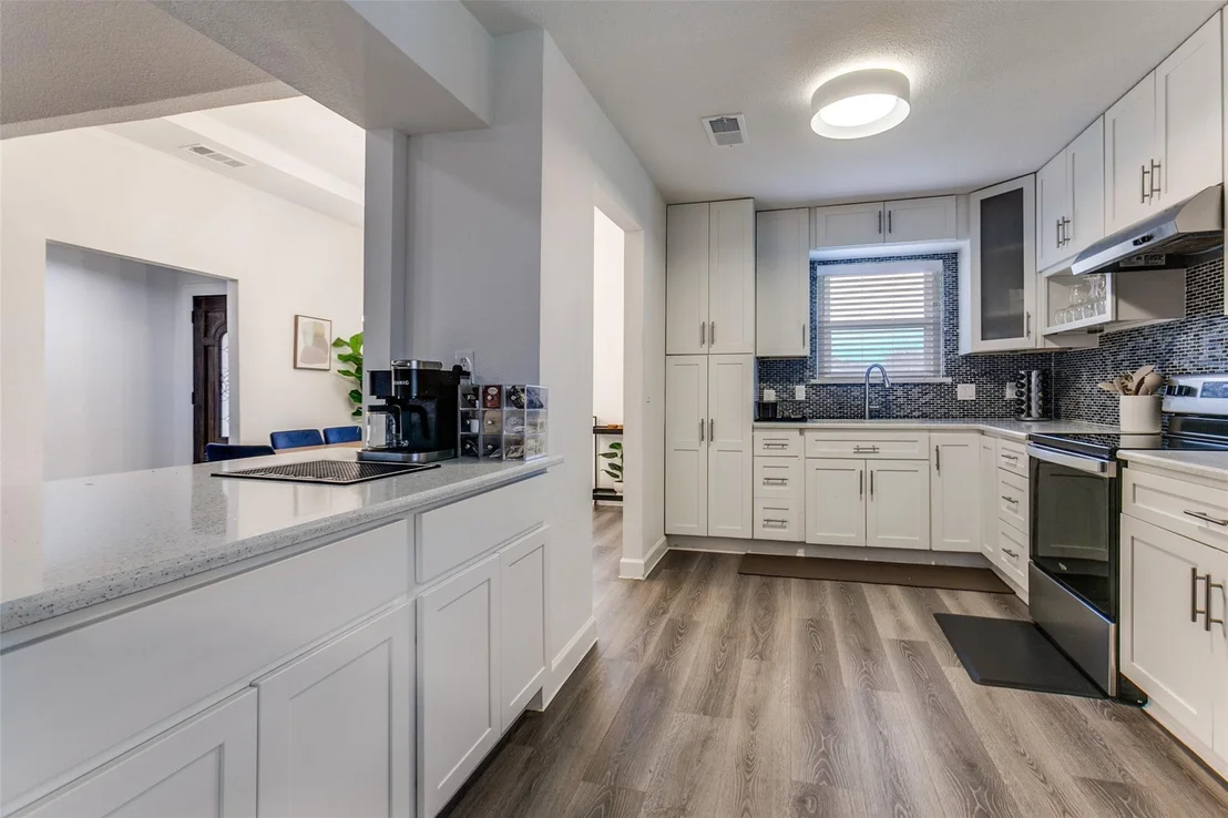 Photo of 2901 Regal Road