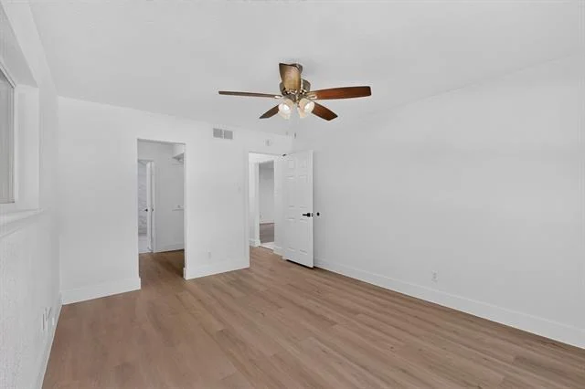 Photo of 550 Glen Oaks Boulevard