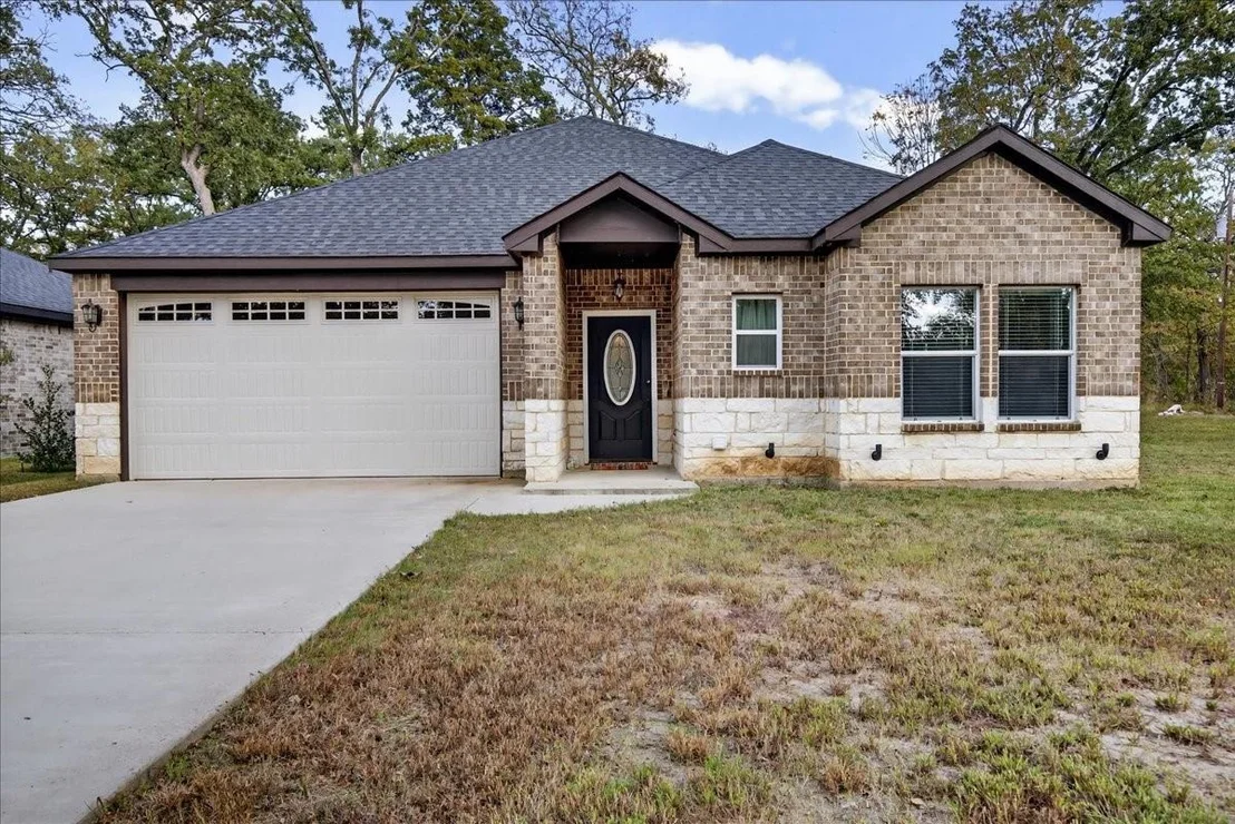 Photo of 206 Parkside Drive
