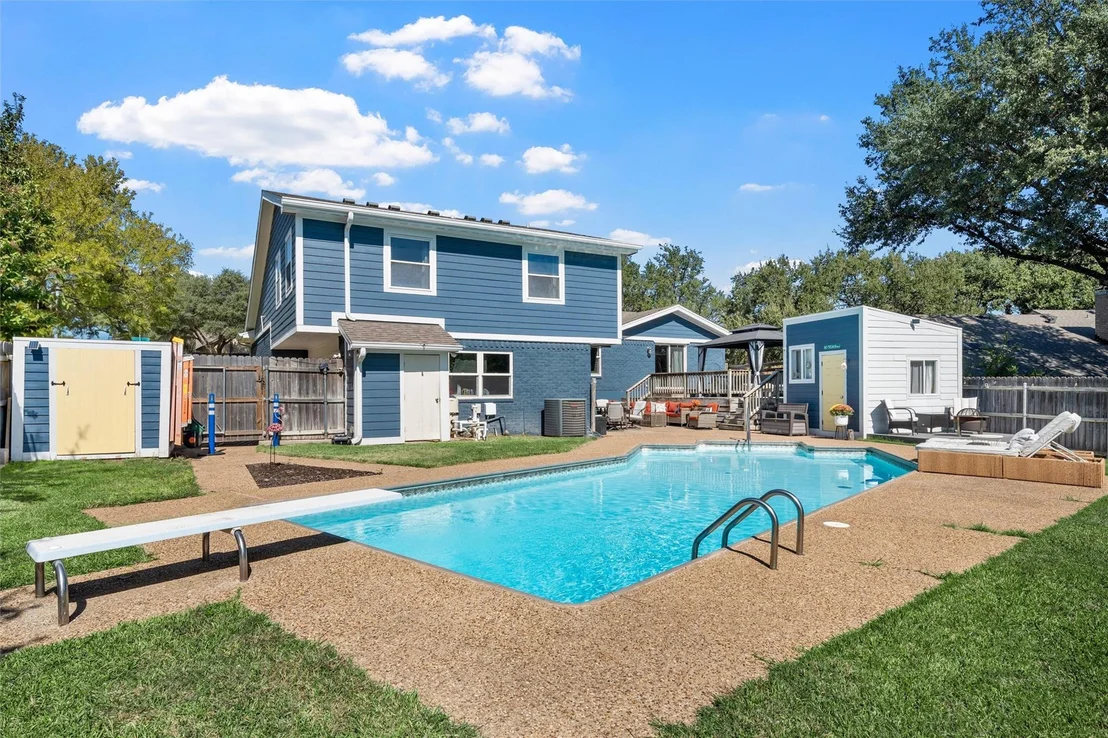 Photo of 4324 Green Point Drive