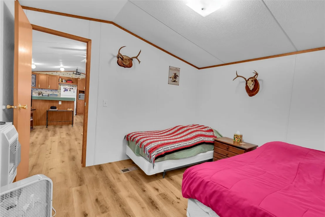 Photo of 824 CR 409