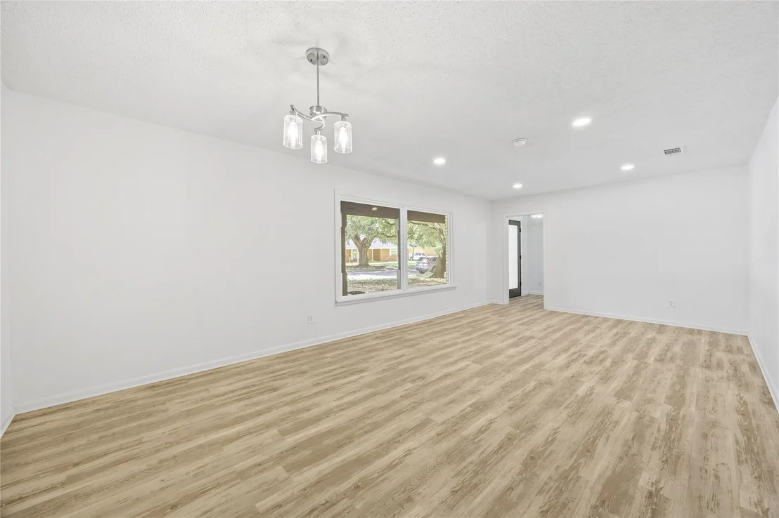 Photo of 5748 Wimbleton Way