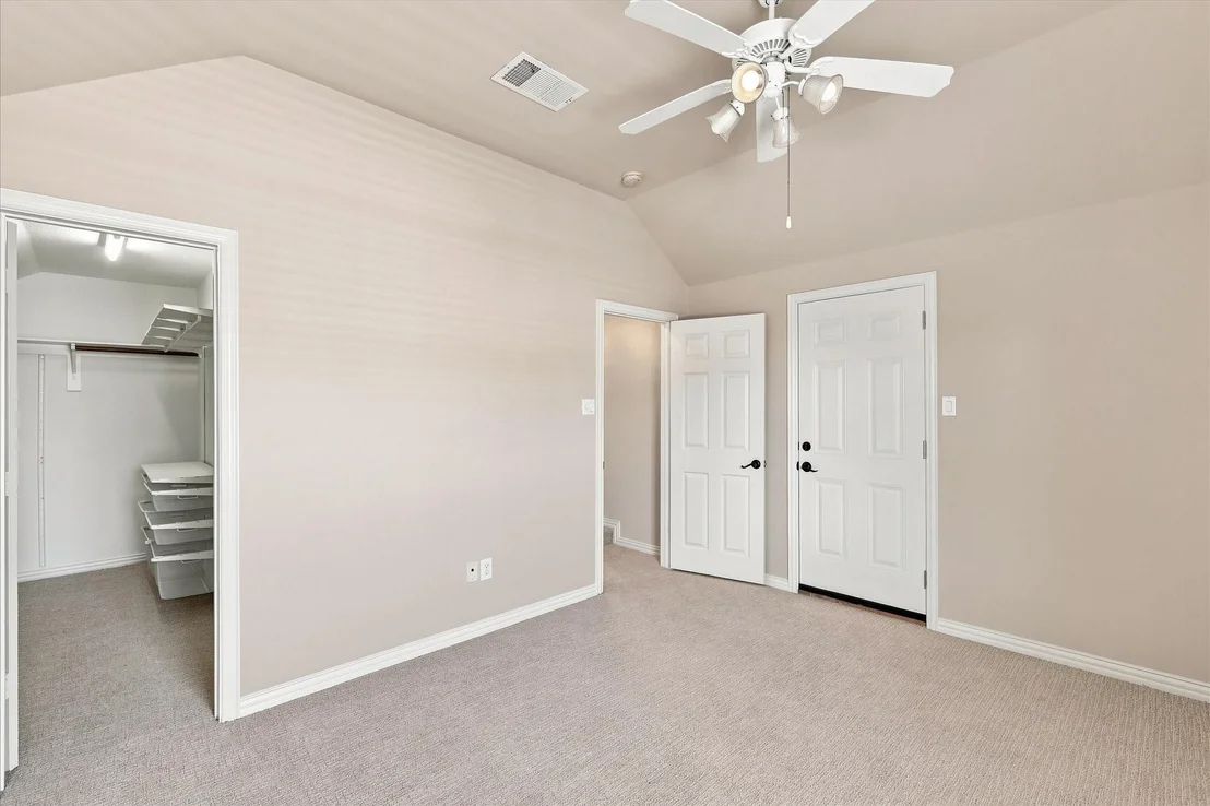 Photo of 708 Lakeway Drive