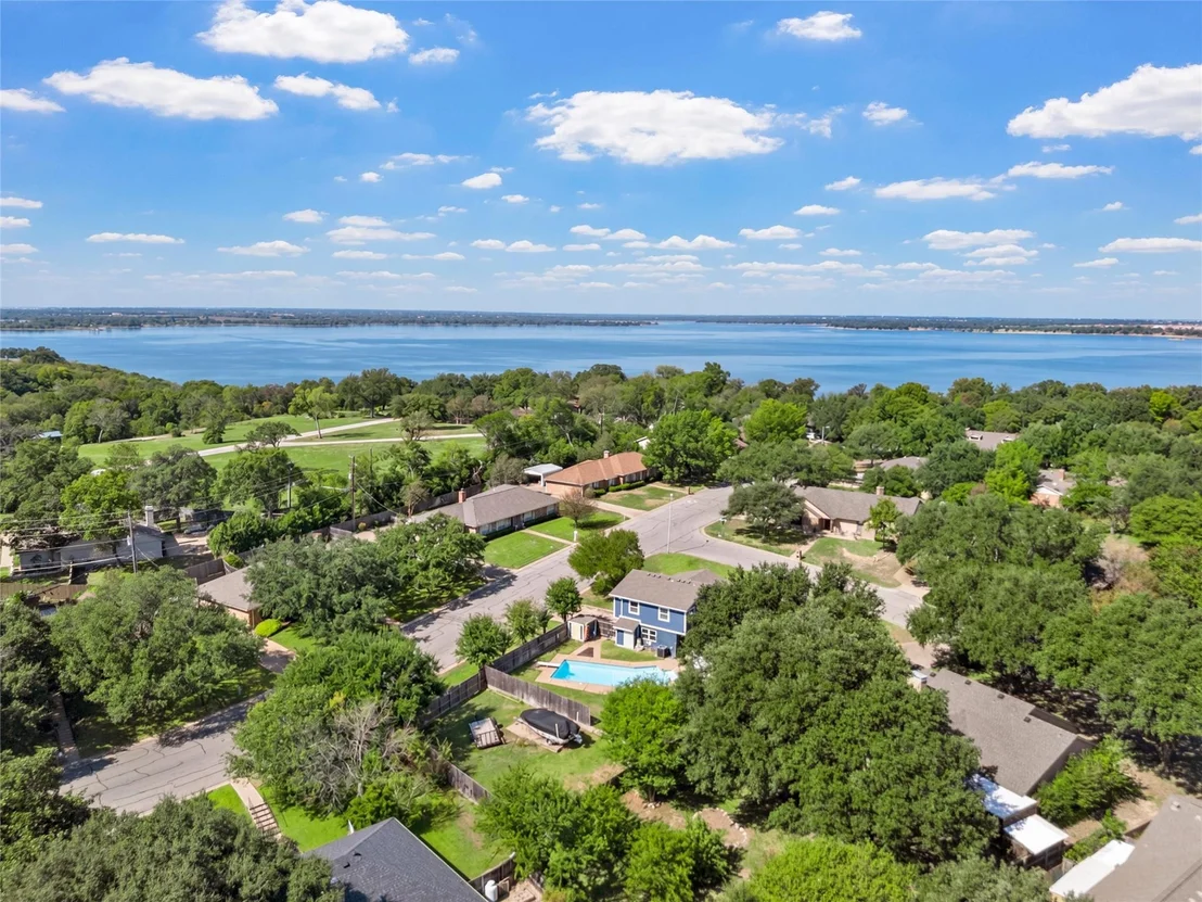 Photo of 4324 Green Point Drive