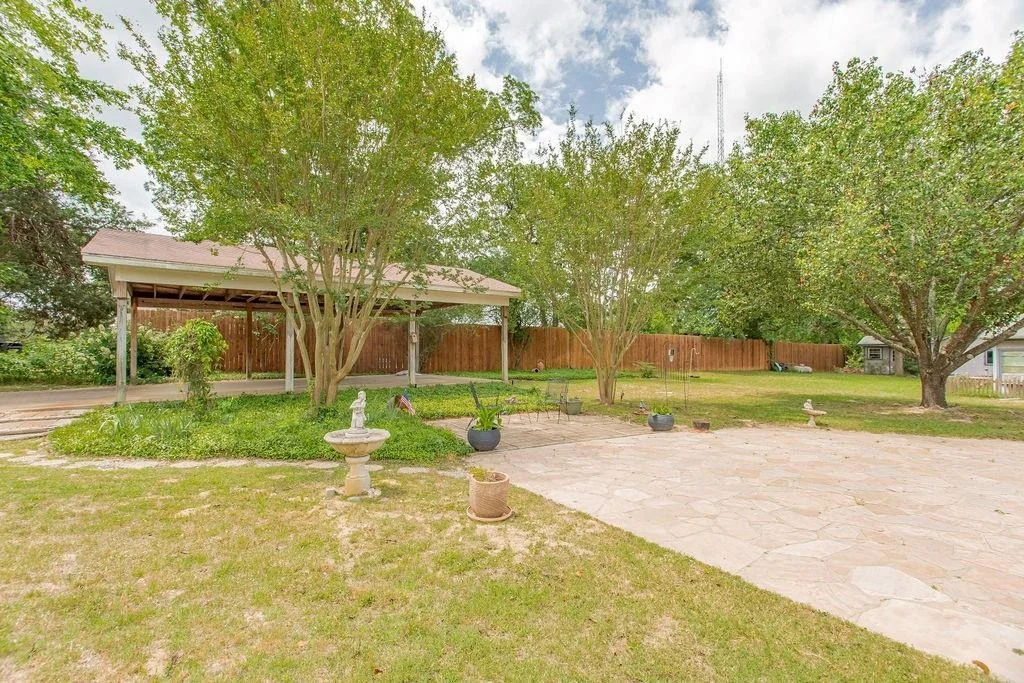 Photo of 324 Texas Drive