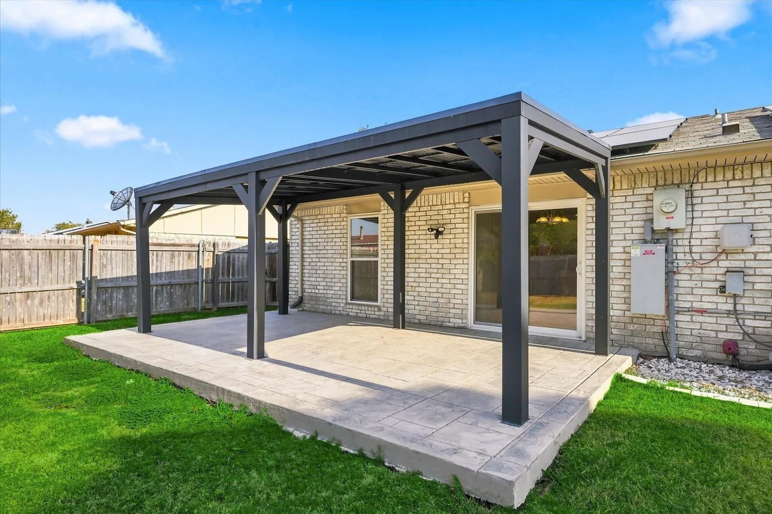 Photo of 5561 Rutledge Drive