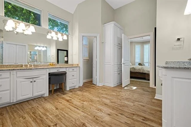 Photo of 901 Canterbury Lane