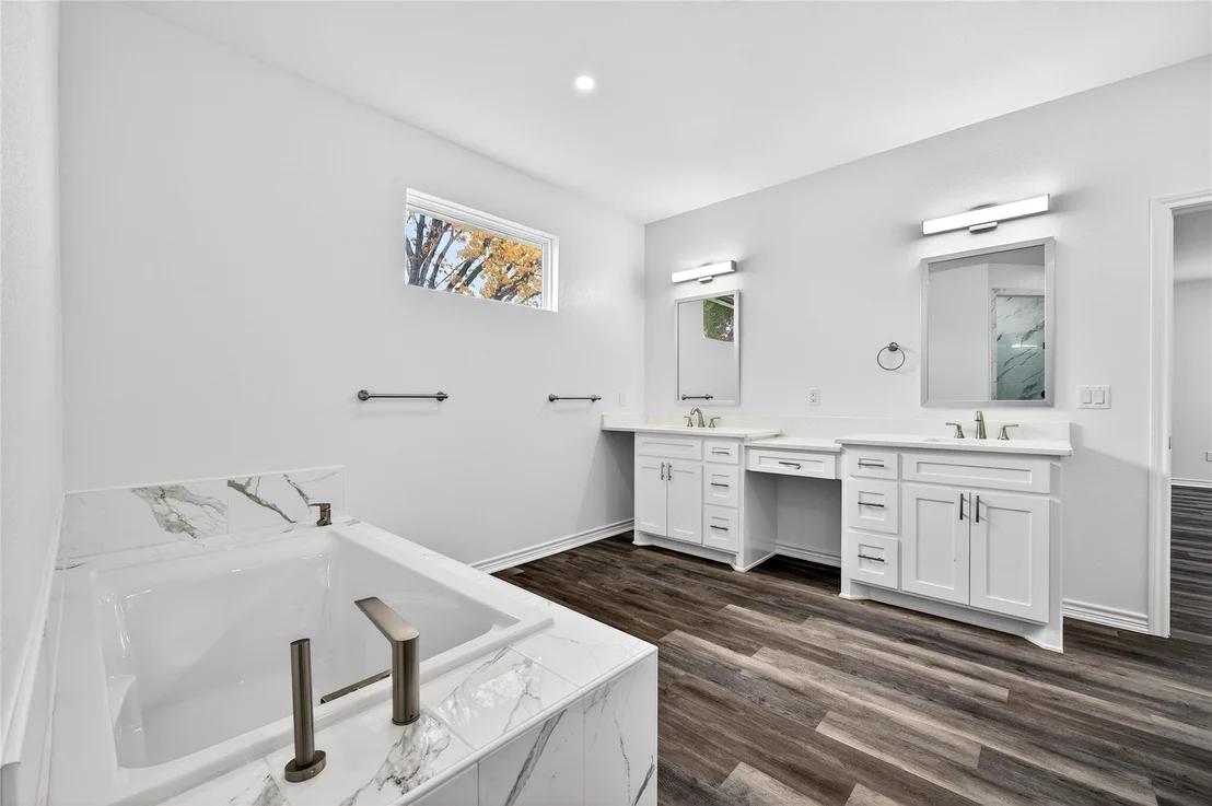 Photo of 1809 Bluebonnet Avenue