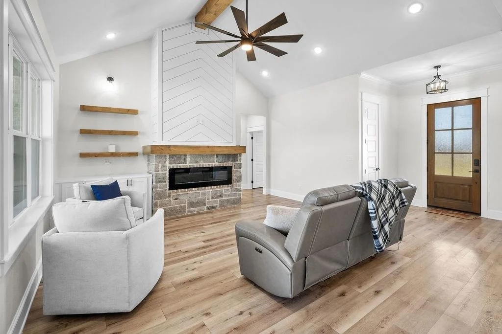 Photo of 16139 Eagle Lane