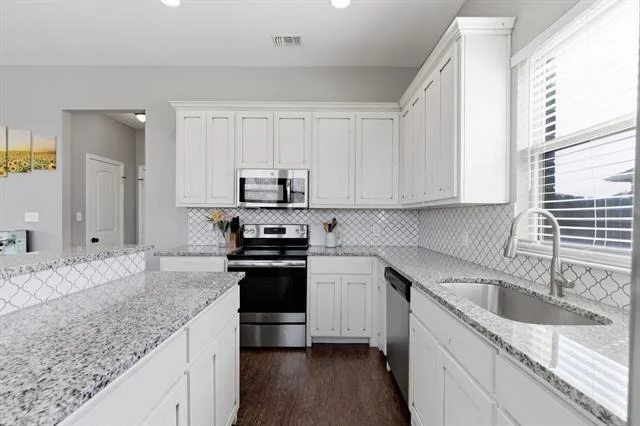 Photo of 711 Hadley Lane