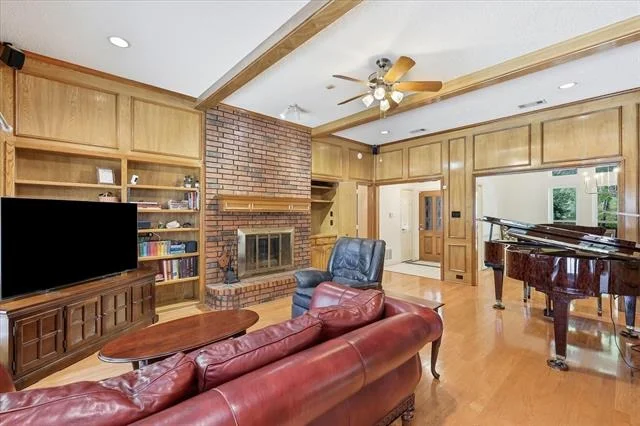 Photo of 732 Meadowlark Lane