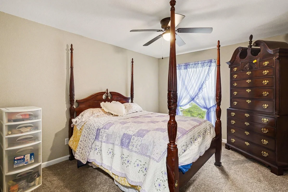 Photo of 1908 Thousand Oaks Drive