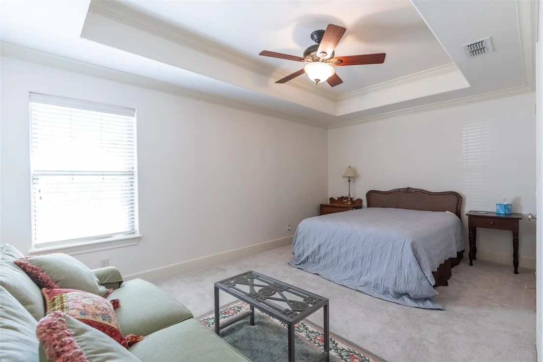 Photo of 2301 Lynbrook Drive