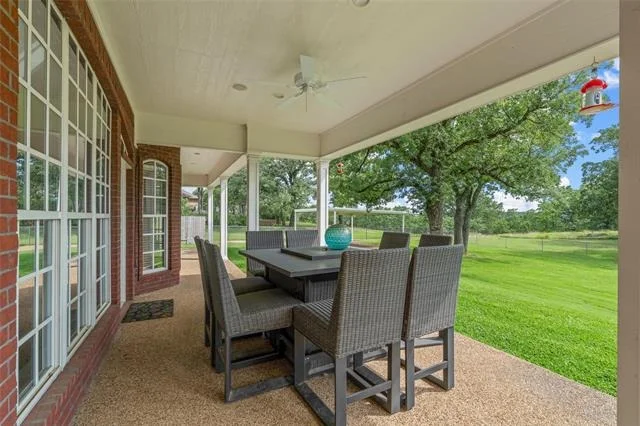 Photo of 290 Bolton Circle