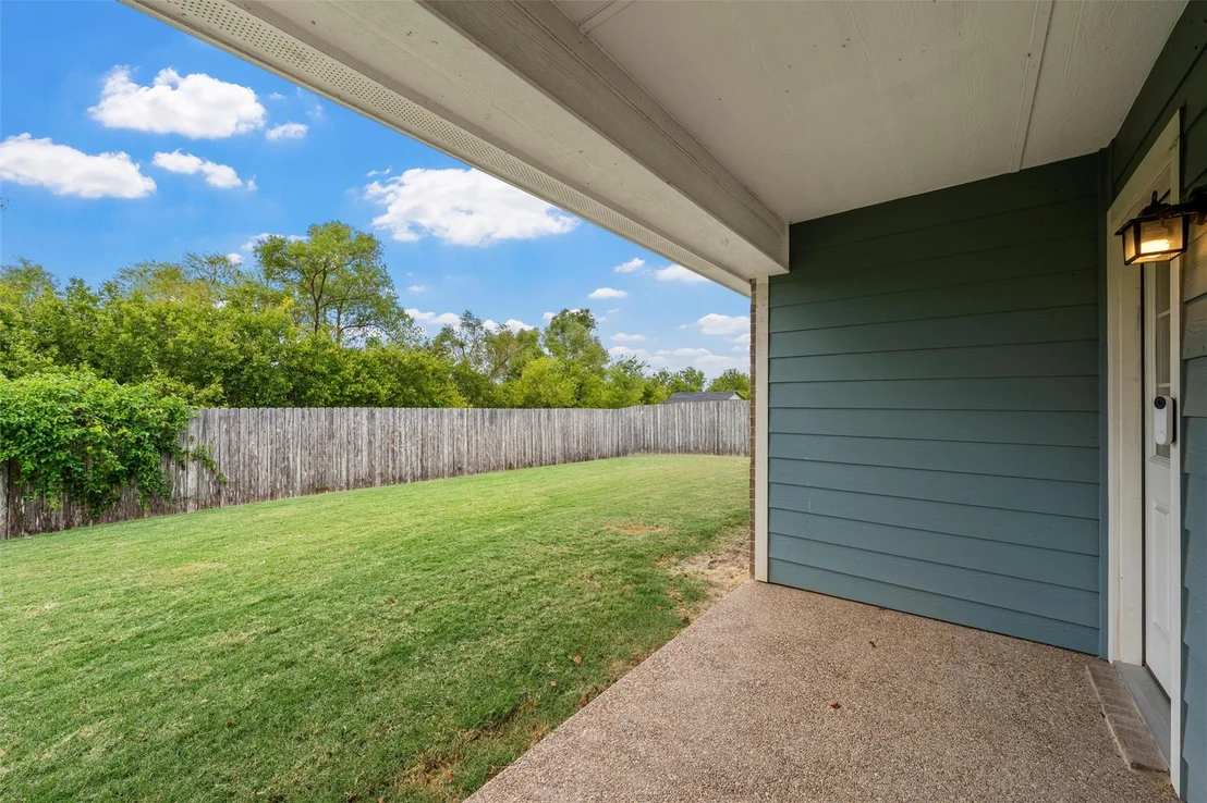 Photo of 905 Heston Circle