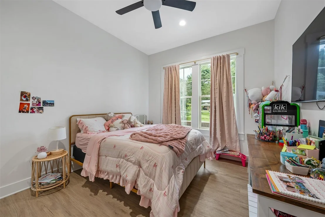 Photo of 16837 Wilson