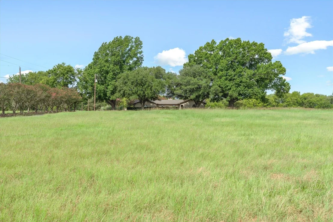 Photo of 600 VZ County Road 4930