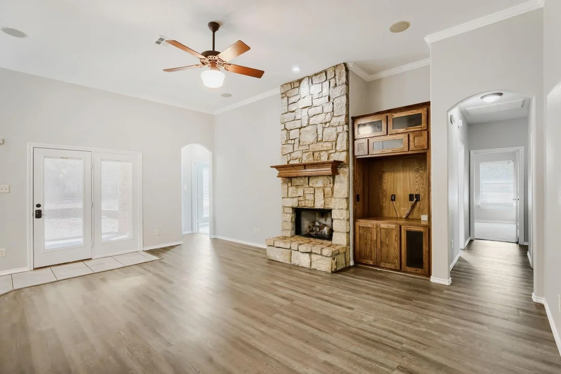 Photo of 1104 Irwin Drive