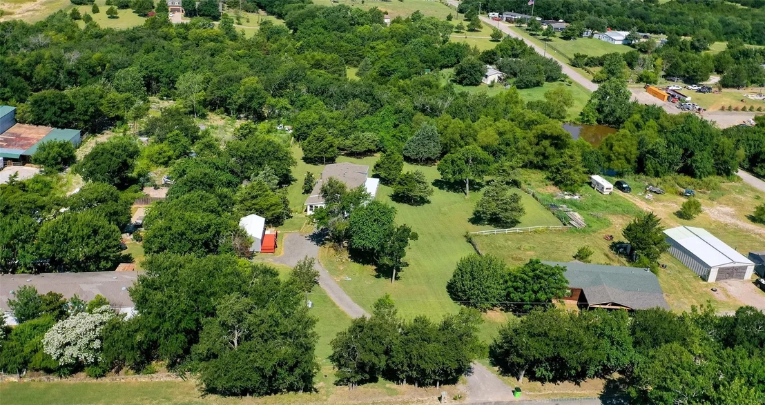 Photo of 2202 County Road 947