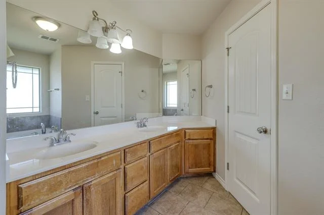 Photo of 101 Sugarberry Avenue
