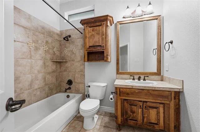 Photo of 620 Highview Lane