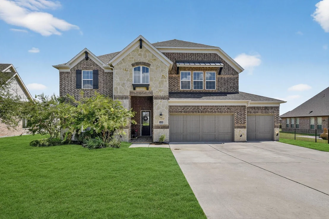 Photo of 1420 Wolf Ridge Run