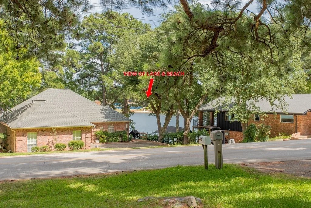Photo of 1332 Hideaway Lane West