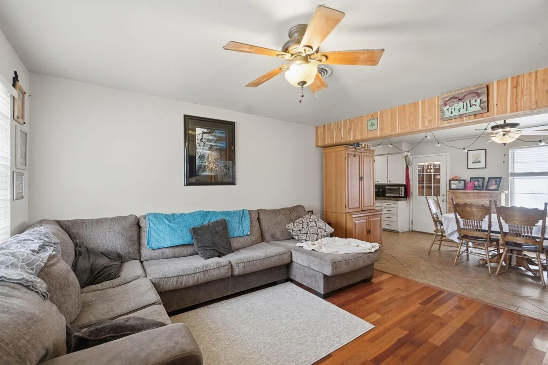 Photo of 2702 Susan Street