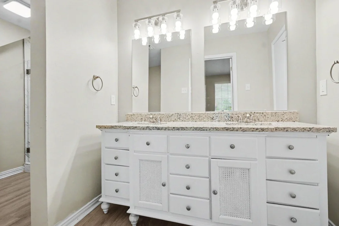 Photo of 4537 Miami Drive