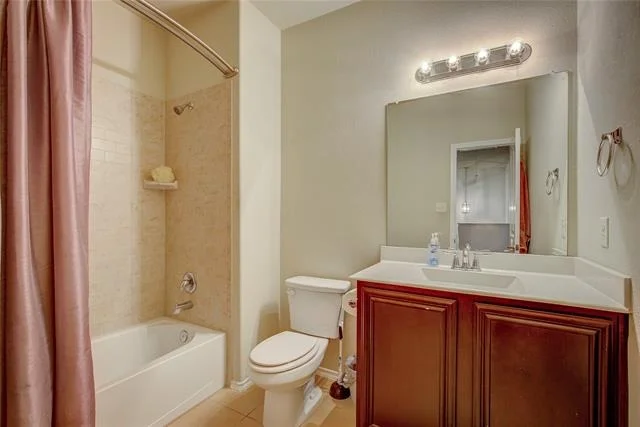 Photo of 1701 Applegate Way