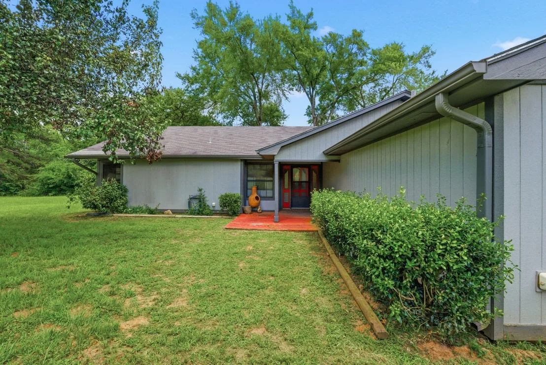 Photo of 6146 County Road 334