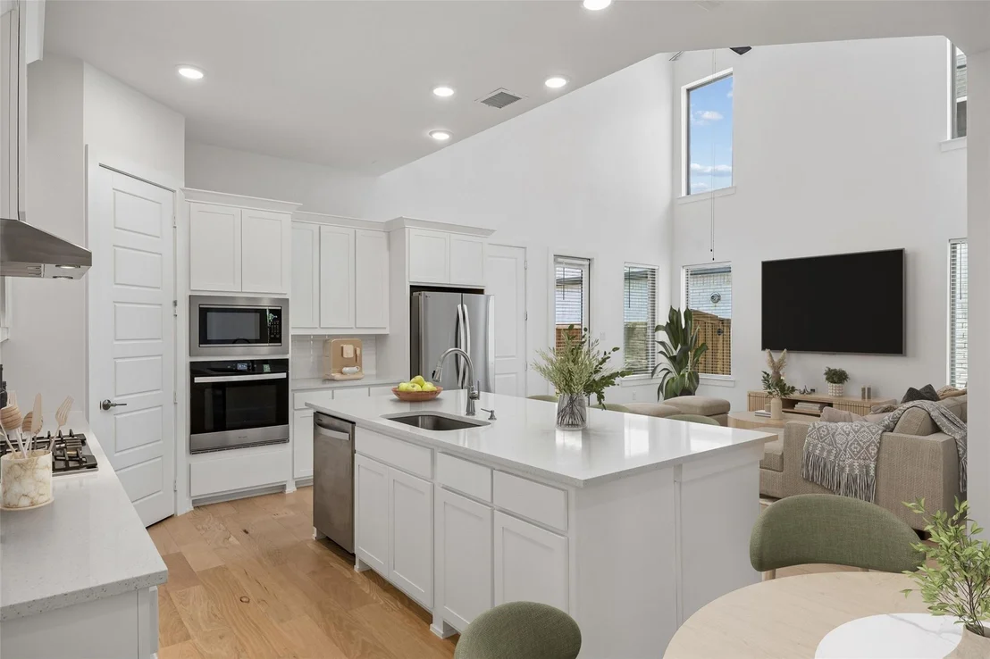Photo of 708 Kendall Lane
