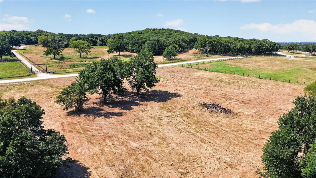 Photo of 1585 Jrc Road