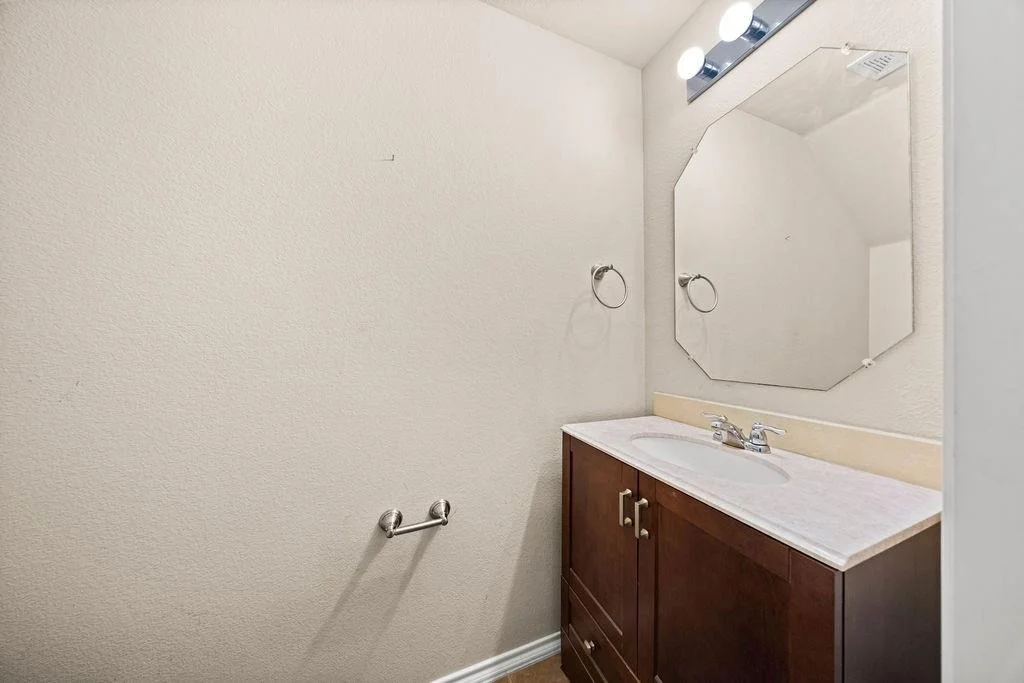 Photo of 2102 Meadow View Drive