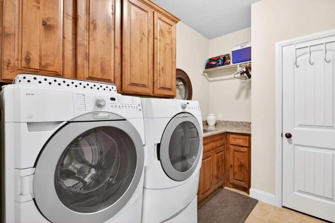 Photo of 7233 Granville Drive