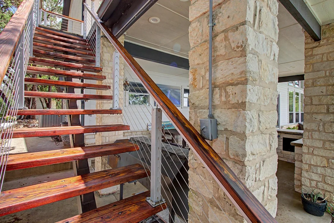 Photo of 131 Live Oak Drive