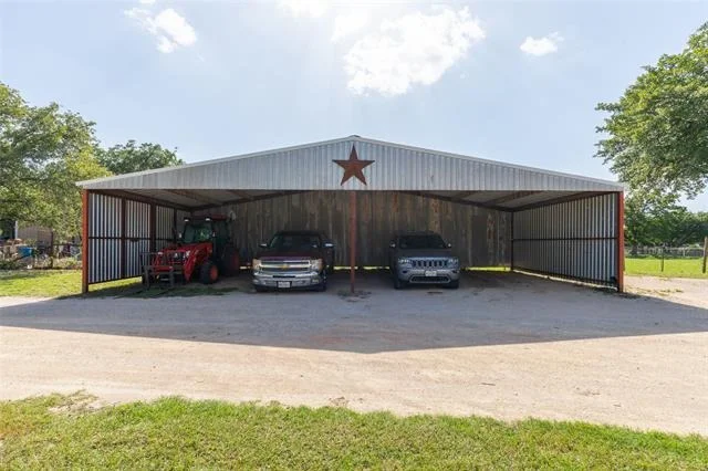 Photo of 7922 County Road 229