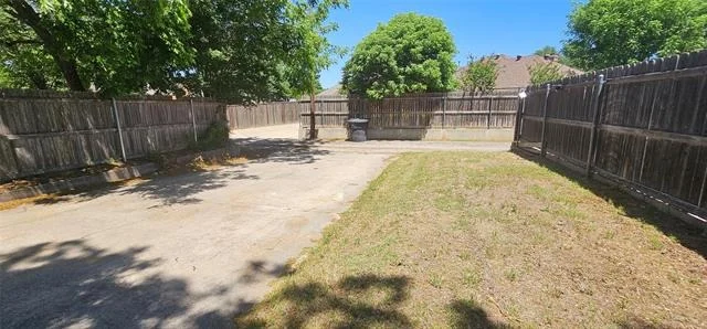 Photo of 2550 Meadow lake Drive