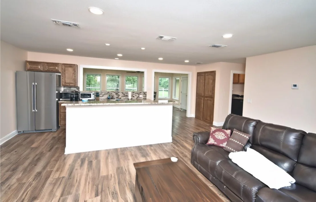Photo of 289 County Road 4192