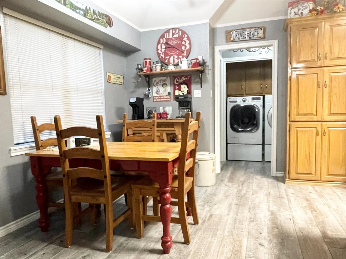 Photo of 634 Maplewood Drive