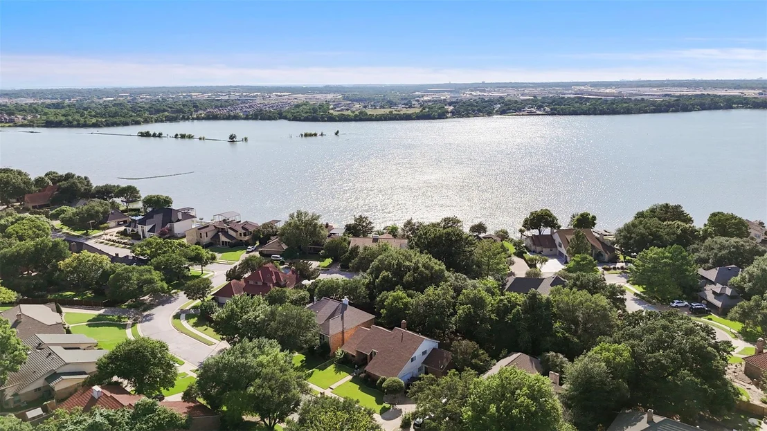 Photo of 3600 Lake Pontchartrain Drive