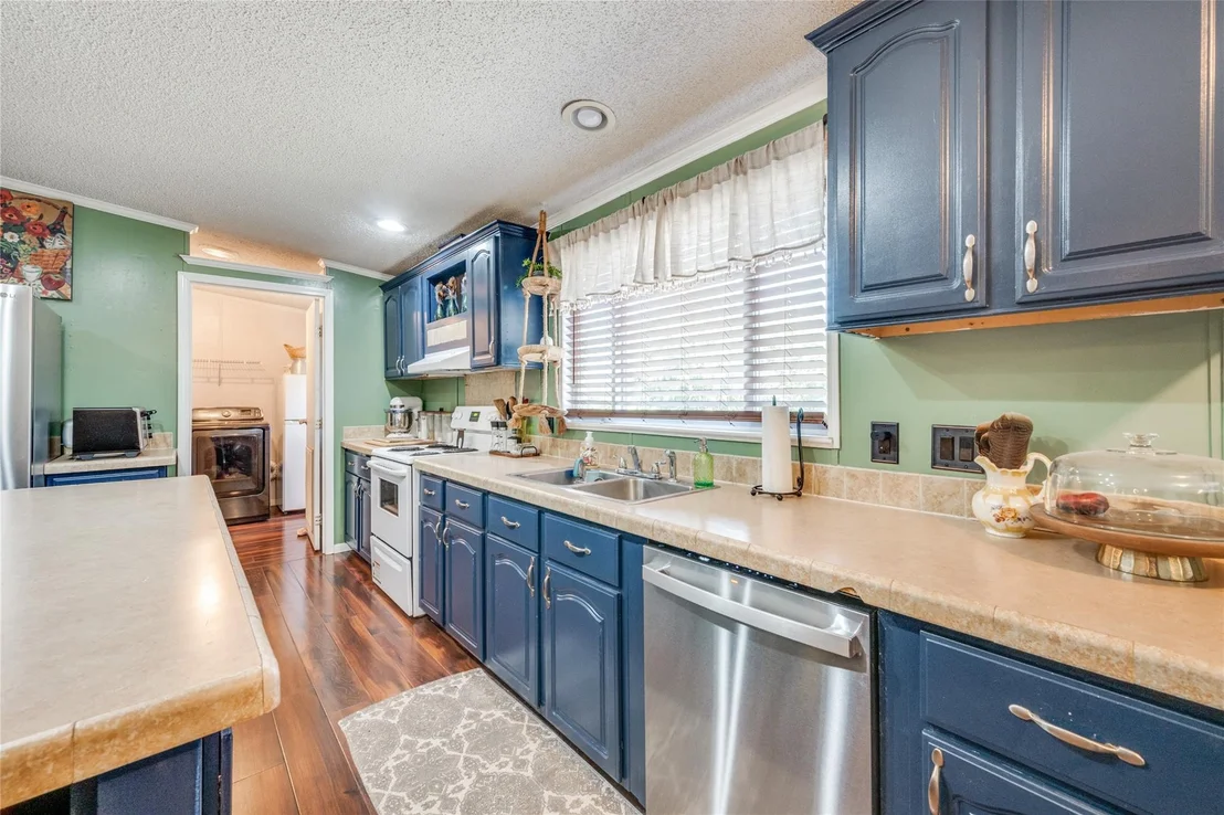 Photo of 348 Private Road 477