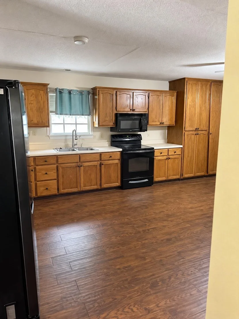 Photo of 1017 W 3rd Street